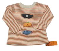 Nové - Tehlovo-béžové pruhované haloweenské tričko s nášivkami