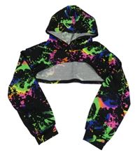 Čierno-farebná crop mikina s fleky a kapucňou Shein