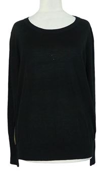 Dámsky čierny kvetovaný ľahký sveter