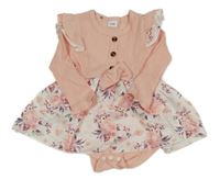 Svetloružové rebrované šaty s bílou květovanou sukní a všitým body