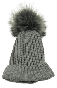 Šedá čepice s bambulí Primark