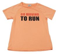 Neónově ružové športové tričko s nápisom