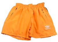 Křiklavě oranžovo-černé šusťákové sportovní kraťasy Adidas