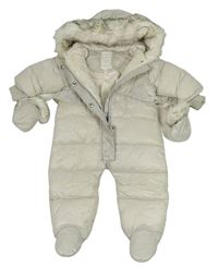 Svetlosivá prešívaná šušťáková zimná kombinéza s nášivkou a volánikom a kapucňou s kožešinou + rukavice TED BAKER