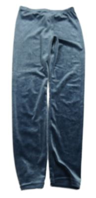 Tmavomodré sametové legíny