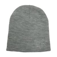 Šedá melírovaná pletená čepice se srdcem z kamínků 