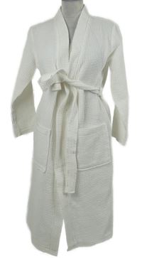 Dámsky biely vzorovaný župan s opaskom