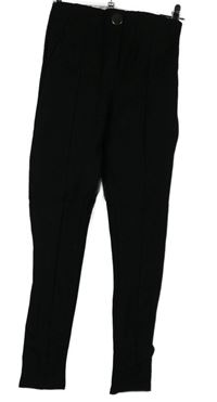 Dámske čierne tregíny s pukmi Zara