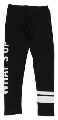 Čierne teplákové legíny s bielým nápisom a pruhmi Page one young