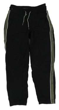 Černé tepláky s proužky We