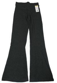 Nové - Tmavosivé rebrované flare legíny F&F
