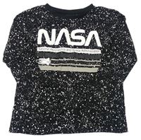 Čierne skvrnité tričko s nápisem NASA