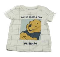 Bílo-šedé kostkované tričko s medvídkem Pú C&A