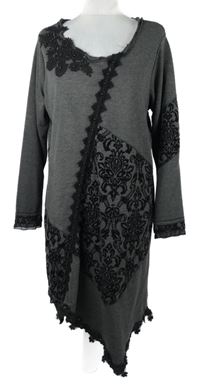 Dámske sivé asymetrické šaty s madeirou a zamatovým potlačou Tredy