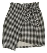 Černo-bílá vzorovaná sukně s mašlí 