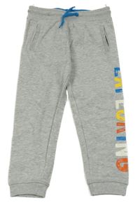 Šedé melírované tepláky s nápisem C&A