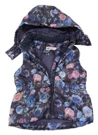 Tmavomodrá kvetovaná šušťáková lehce zateplená vesta s kapucňou H&M