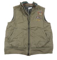 Khakišedá prešívaná šušťáková zateplená vesta s nášivkami la compagnie des petits
