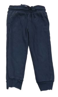 Tmavomodré tepláky F&F