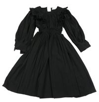 Černé plisované šaty s volánky