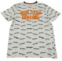 Biele tričko so skaty a nápisom C&A vel. 182