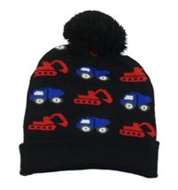 Čierna čapica s bagrami a brmbolcom