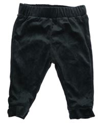 Čierne plyšové tepláky C&A