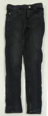 Černé skinny rifle Zara