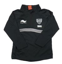 Čierna športová mikina s nášivkami