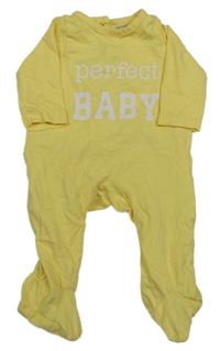 Žlutý overal s nápisem Orchestra 