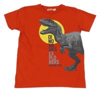 Červené tričko s dinosaurom