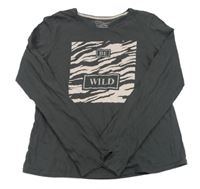 Tmavošedé triko se vzorem a nápisy PRIMARK