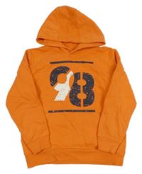 Tmavooranžová mikina s číslom a vreckom a kapucňou YIGGA