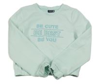 Svetlomodrá crop mikina s nápisom