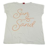 Biele tričko s oranžovým nápisom S. Oliver