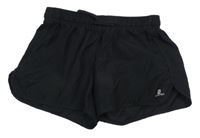 Čierne športové kraťasy s logom Domyos