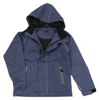 Tmavomodrá šusťáková jarní bunda s potiskem a kapucí 