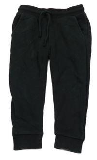 Černé tepláky F&F