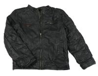 Černá koženková zateplená bunda s nášivkou