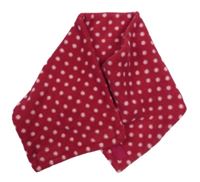 Malinová fleecová šála s puntíky Tchibo