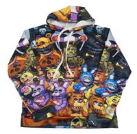 Černo-barevná mikina s potiskem a kapsou a kapucí