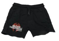 Čierne teplákové kraťasy s pavoukem a nápismi PRIMARK