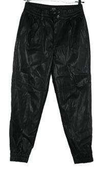 Dámské černé cuff koženkové kalhoty Bershka 