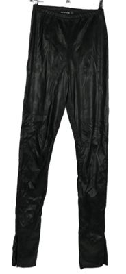 Dámské černé koženkové skinny kalhoty PrettyLittle Thing