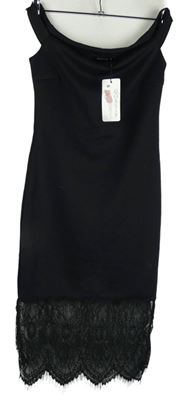 Nové - Dámske čierne elastické šaty s lodičkovým výstřihem a krajkovým lemem Gossip