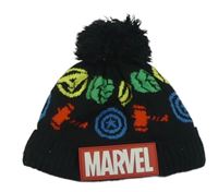 Černá čepice s bambulí Marvel