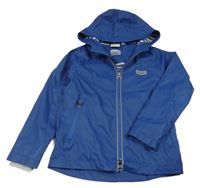 Modrá nepromokavá jarní bunda s nášivkou a kapucí Alive