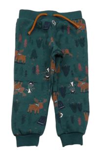 Tmavozelené tepláky so stromami a sobmi Primark