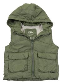 Khaki šušťáková zateplená vesta s vreckami a kapucňou Zara