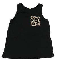 Čierny top s vreckom s leopardím vzorom Shein